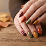 modne kolory paznokcie jesień 2021